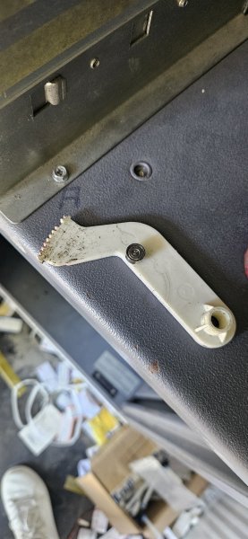 S1 Dispenser Beyaz Kemik